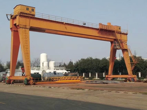 無錫設備吊裝公司為您分析橋式起重機的用途和優點具體有哪些？