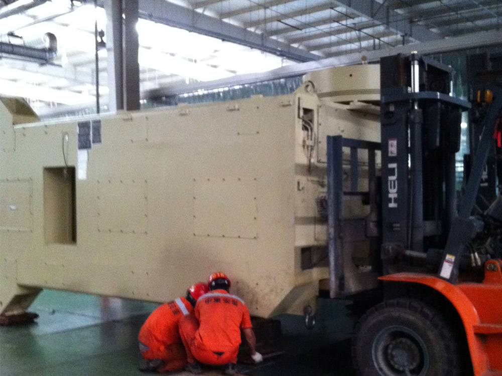 沖床吊運(yùn)安裝 沖床吊運(yùn)安裝