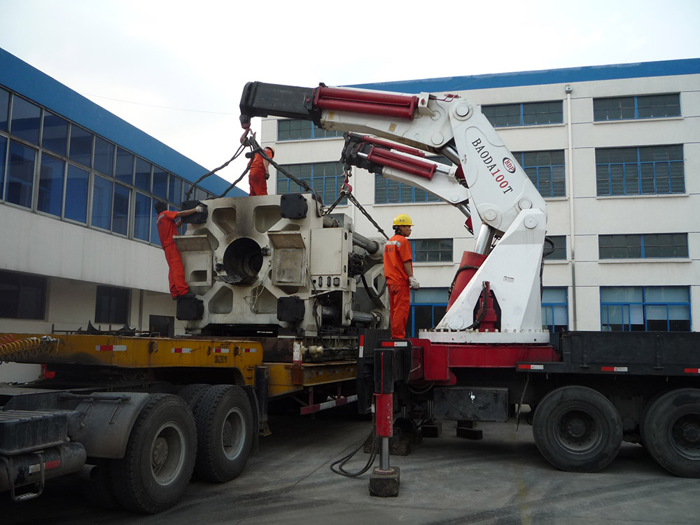 注塑機設備搬運吊裝 注塑機設備搬運吊裝